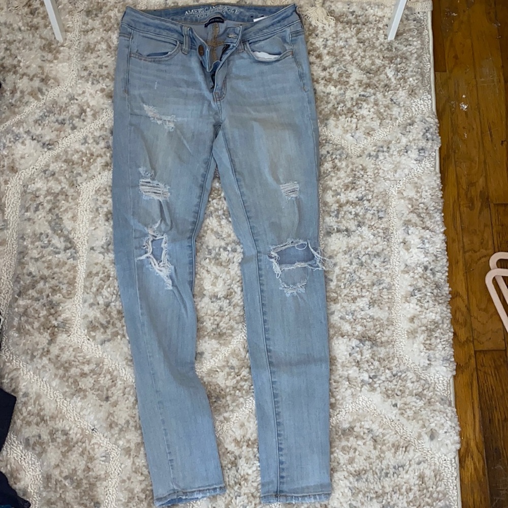 American Eagle Light Wash Ripped Jeans